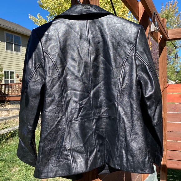 Valerie Stevens Petite Black Leather Jacket - Picture 2 of 8